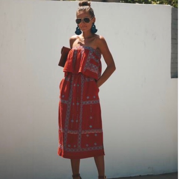 Fate Dresses & Skirts - Vici Collection red and blue tribal print dress